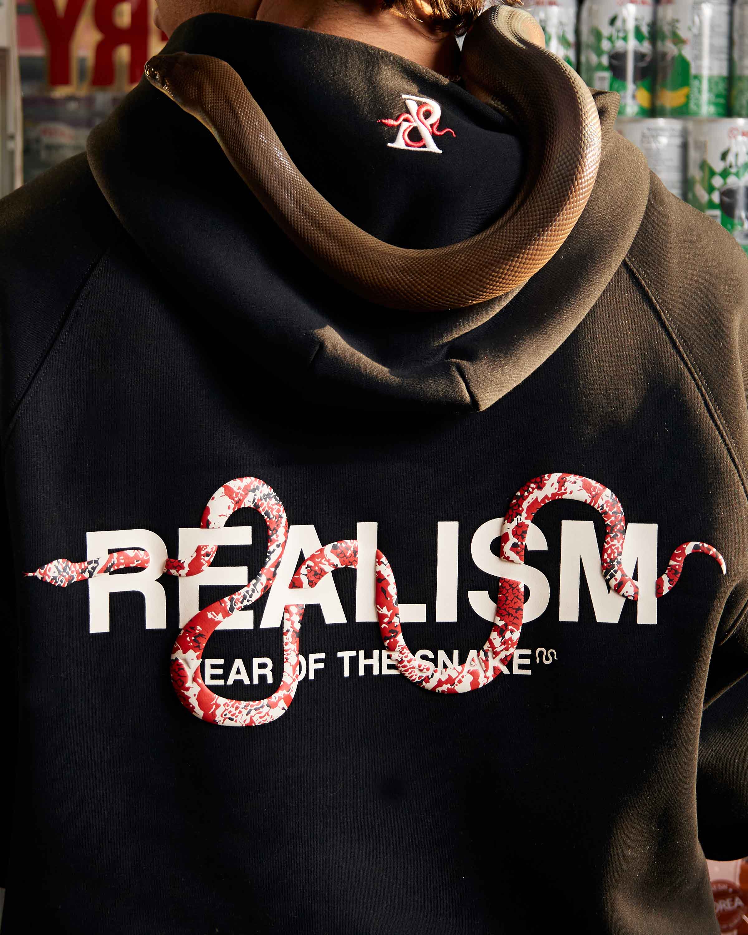 SNAKE LOGO HOODIE BLACK – Realism